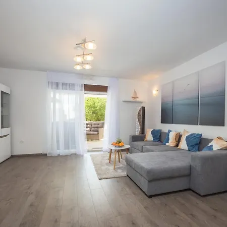 Marritta Villa *